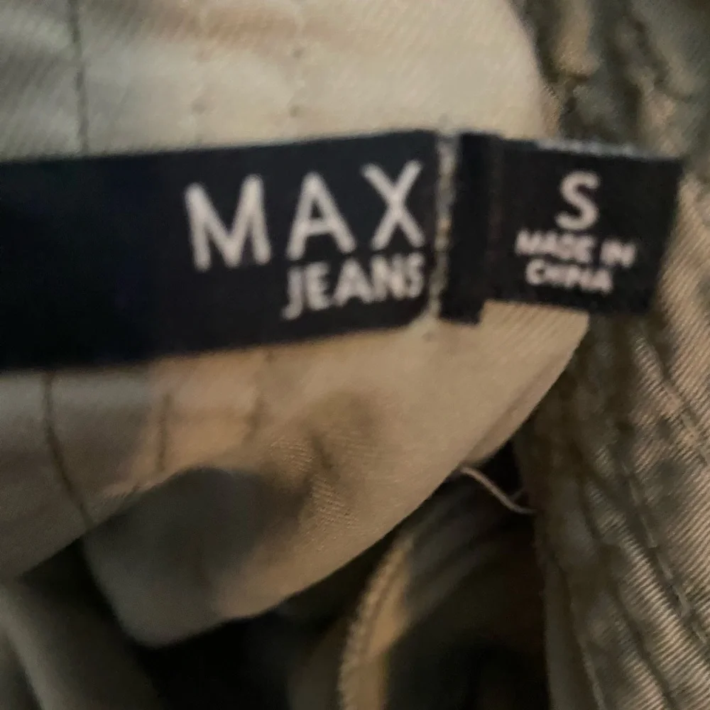 Jacket - Picture 3 of 3